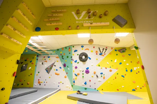Boulderová stěna