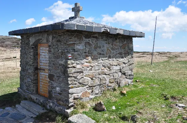 návštěva Památníku obětem hor (1 509&nbsp;m n.m.)