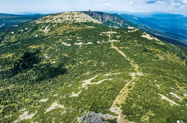 Sedlo nad&nbsp;Martinovou boudou až&nbsp;Sněžné jámy (1 235&nbsp;m n.m.)